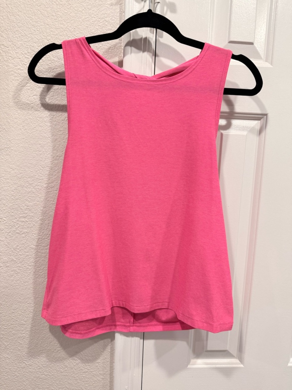 Beyond Yoga Hot Pink Scoop Neck Tank Top